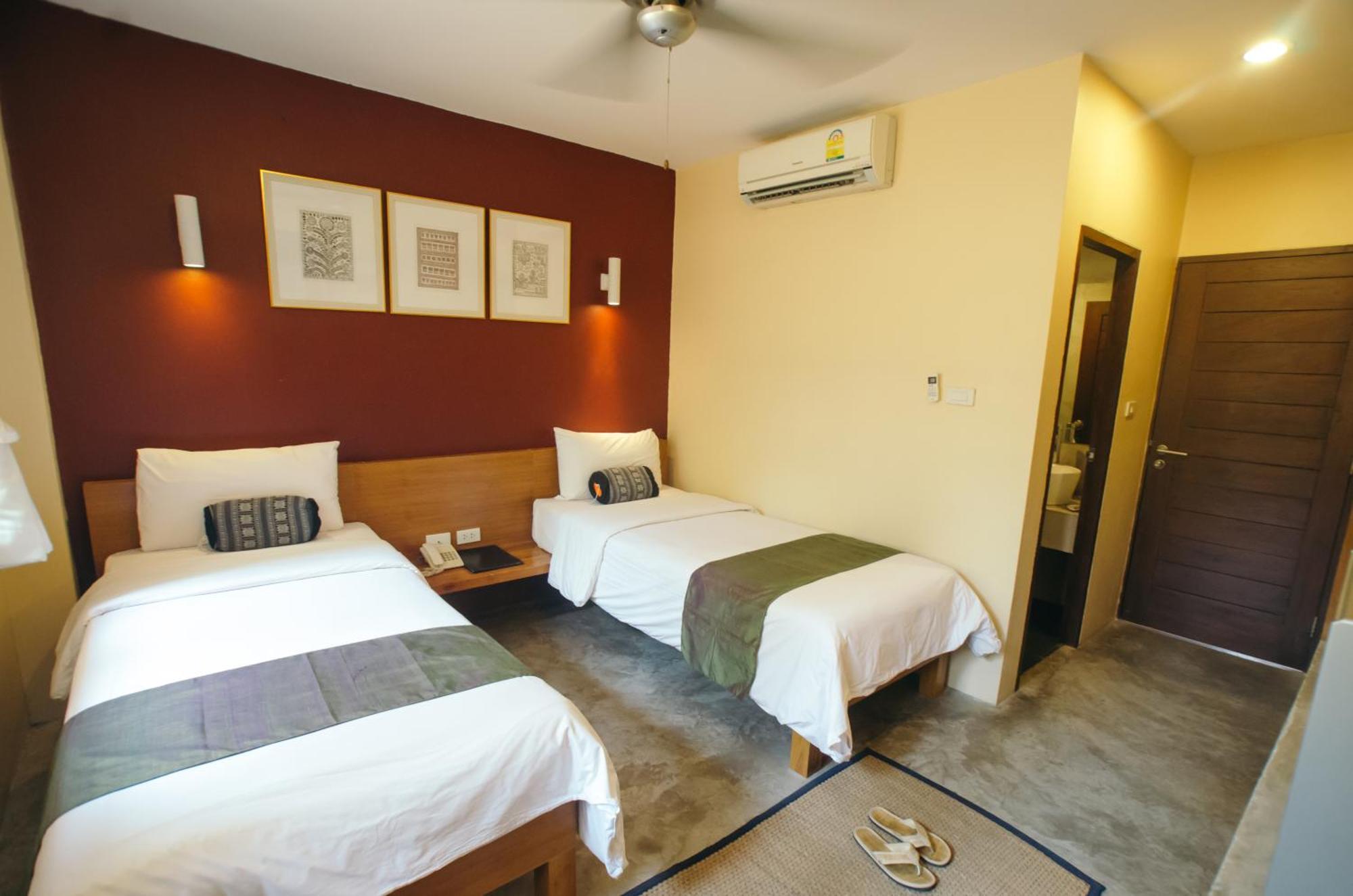 Lilu Pai Hotel Luaran gambar