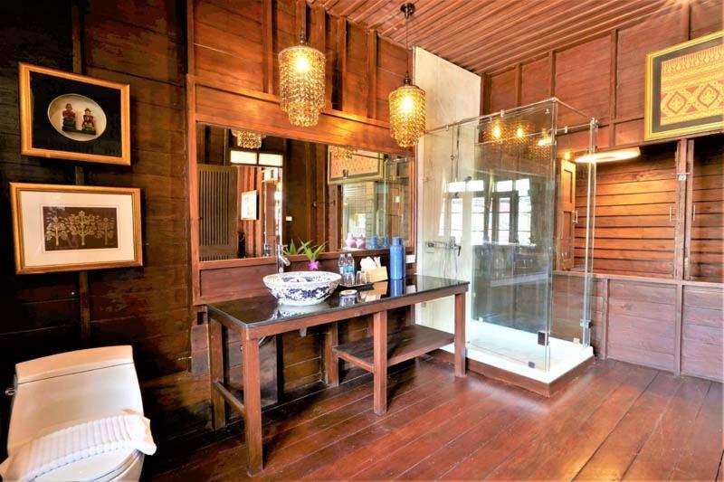 Lilu Pai Hotel Luaran gambar