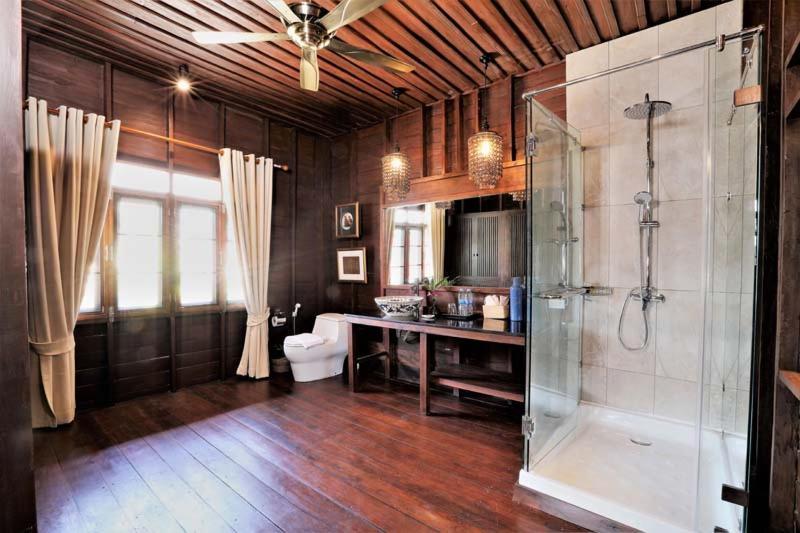 Lilu Pai Hotel Luaran gambar