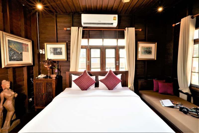 Lilu Pai Hotel Luaran gambar