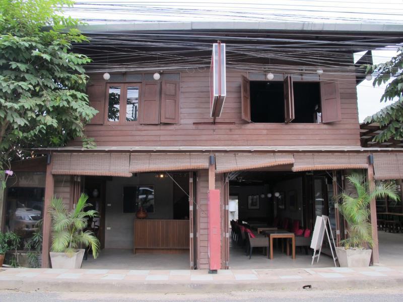 Lilu Pai Hotel Luaran gambar
