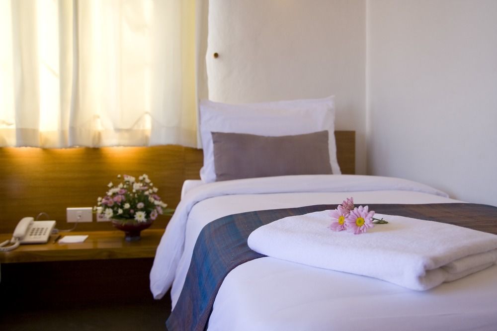 Lilu Pai Hotel Luaran gambar