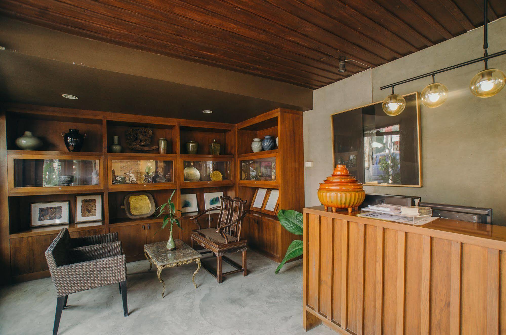 Lilu Pai Hotel Luaran gambar