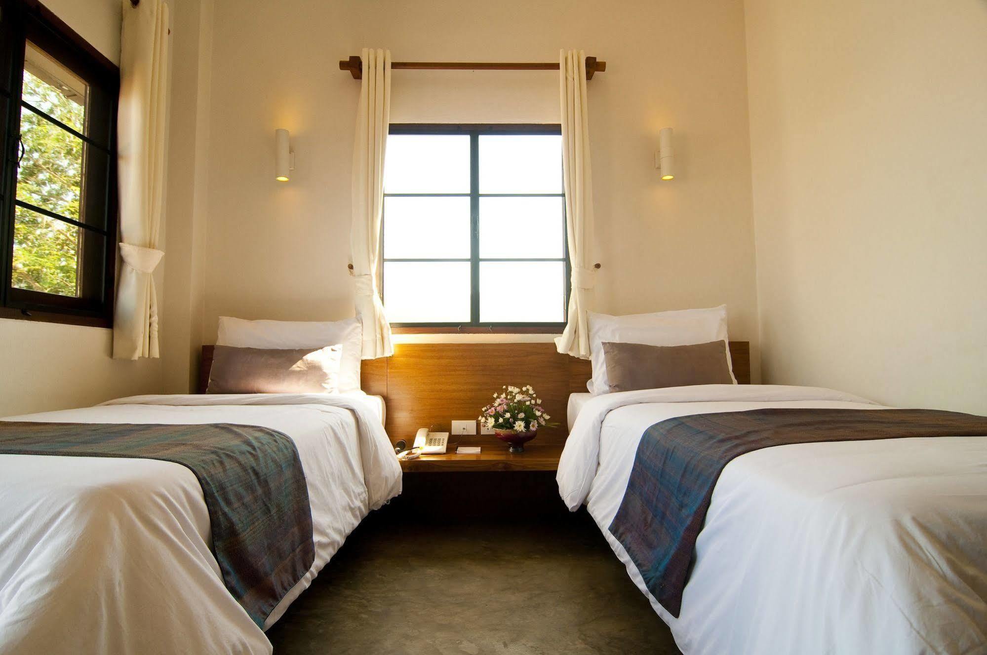 Lilu Pai Hotel Luaran gambar