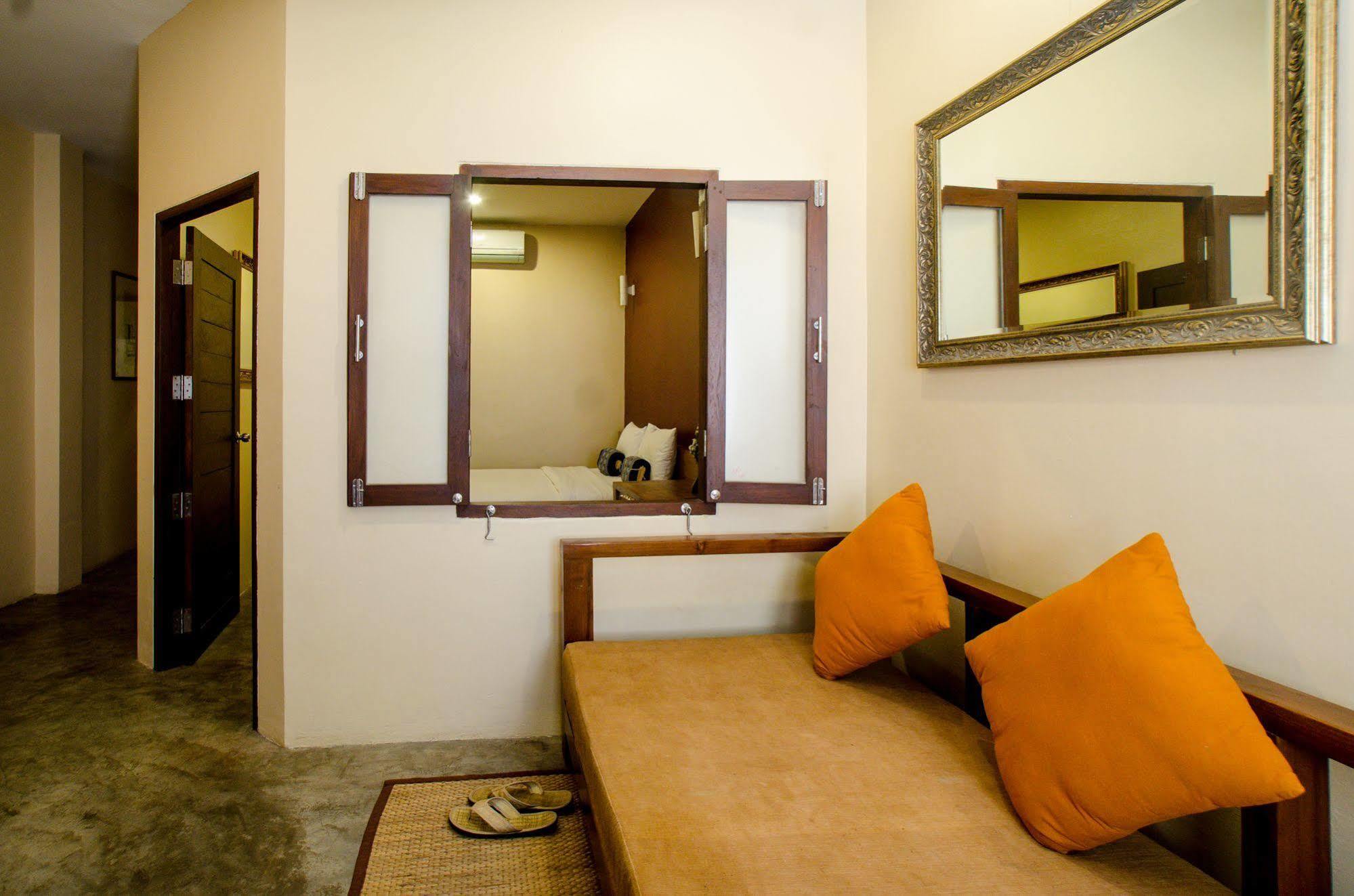 Lilu Pai Hotel Luaran gambar