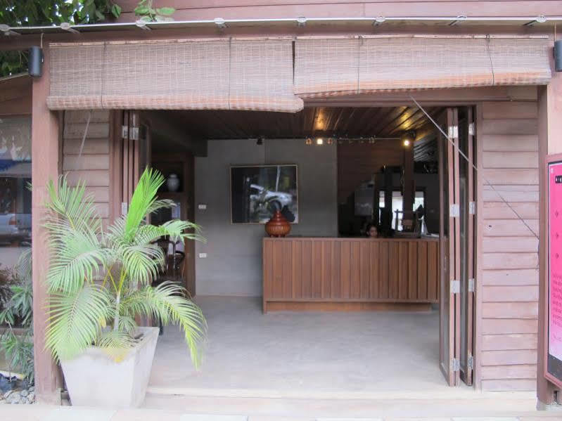 Lilu Pai Hotel Luaran gambar
